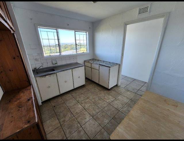 2 BEDROOM FLAT SOLD IN PINETOWN CENTRAL